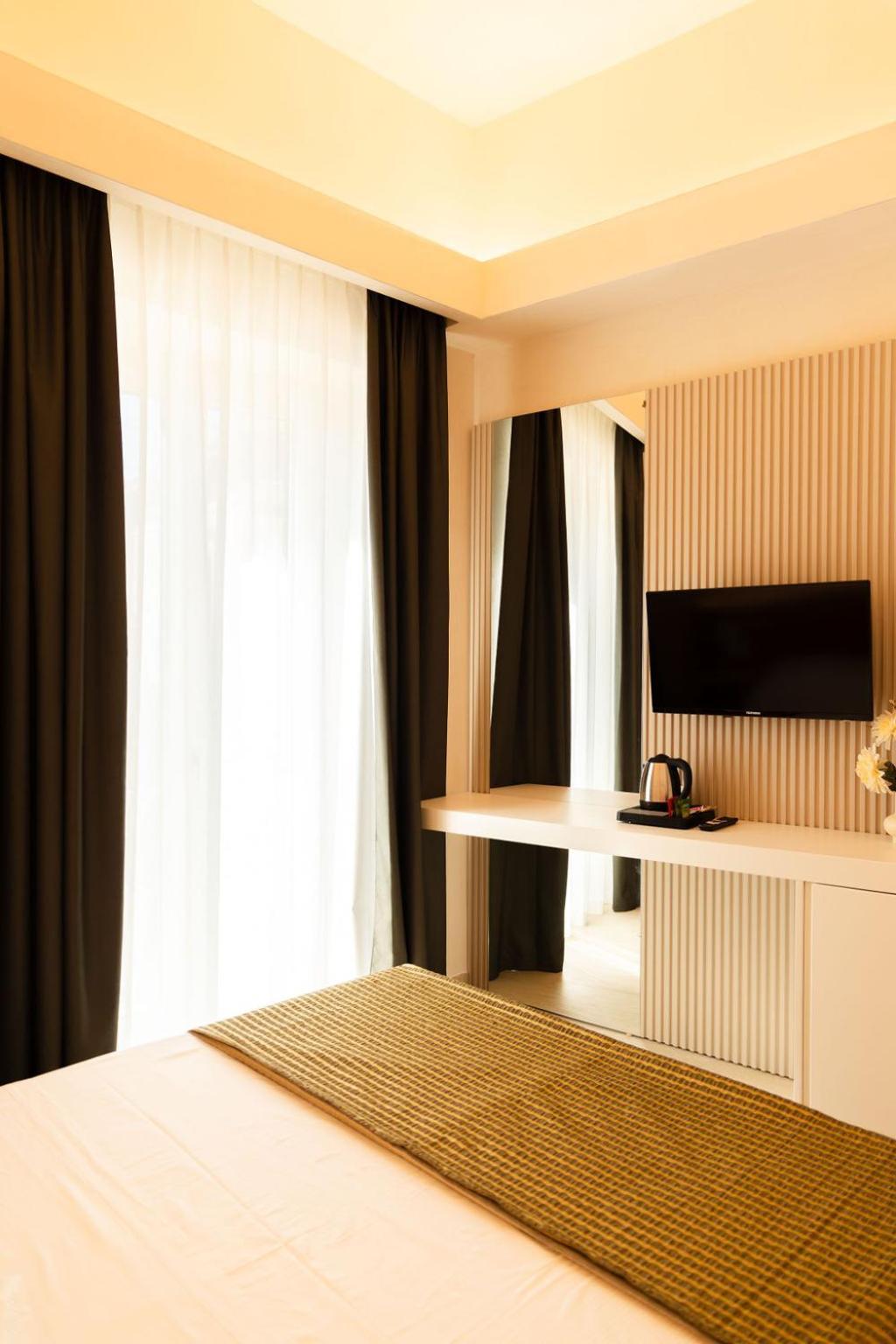 Sun Serenity Suite Тропеа Екстериор снимка