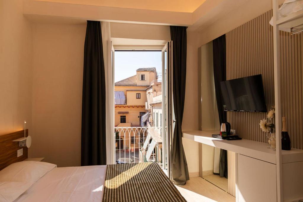 Sun Serenity Suite Тропеа Екстериор снимка